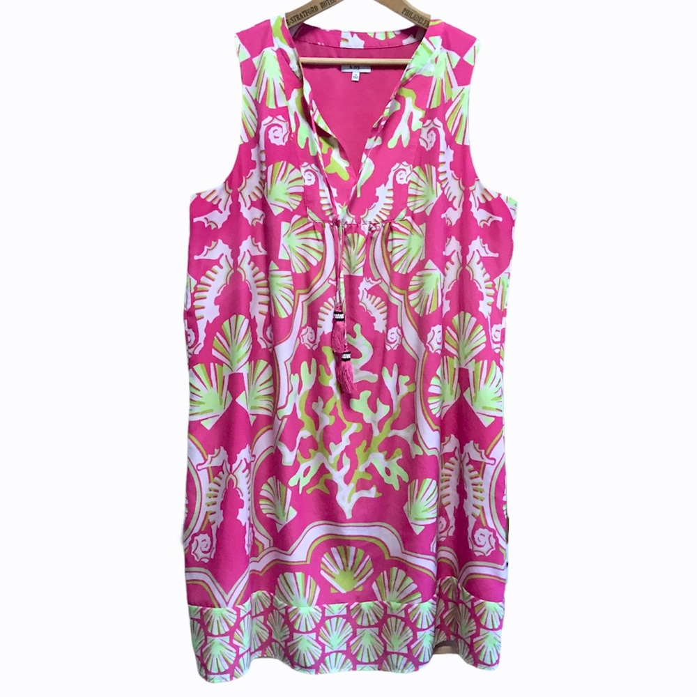 Crown & Ivy women’s fluorescent tassel tunic dress